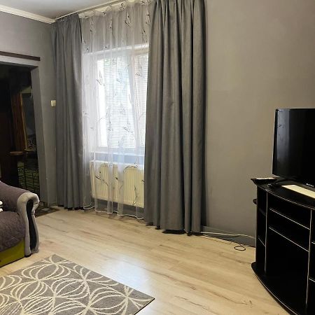 Apartment On Stefanyka 42/5 Береговое Экстерьер фото